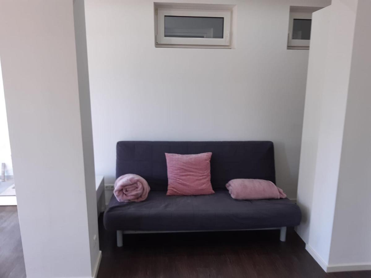 Luxurioese Wohnung Mit Eigenem Garten 아우크스부르크 외부 사진