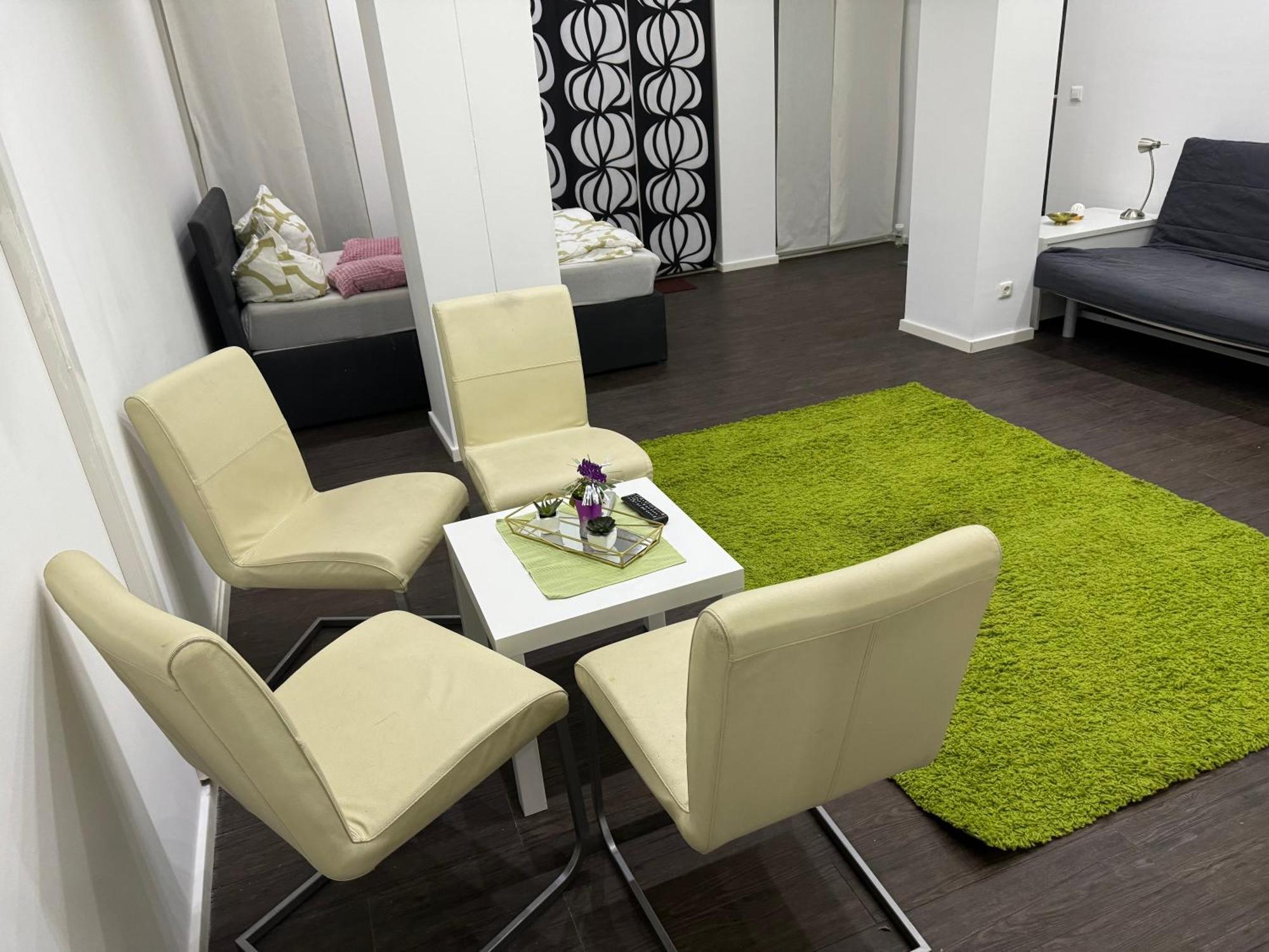 Luxurioese Wohnung Mit Eigenem Garten 아우크스부르크 외부 사진